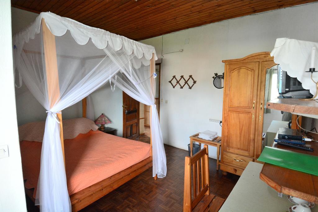 Hotel Chez Jeanne Antananarivo Buitenkant foto