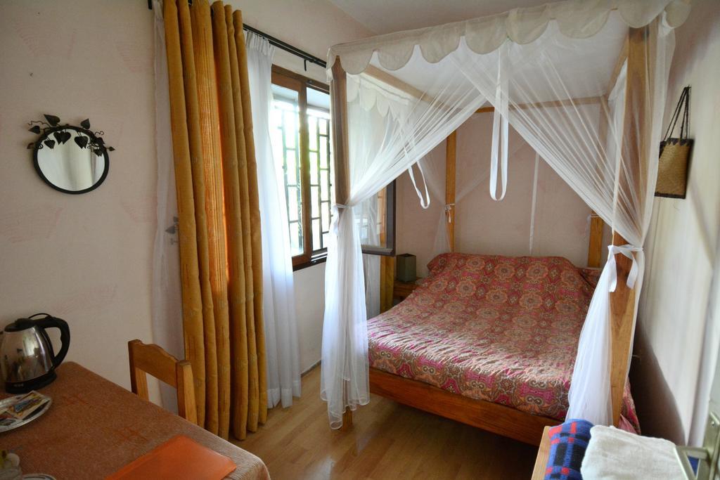 Hotel Chez Jeanne Antananarivo Buitenkant foto